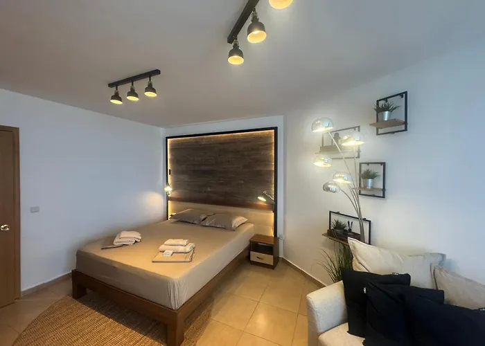 46 South Pearl Homes Апартамент Созопол